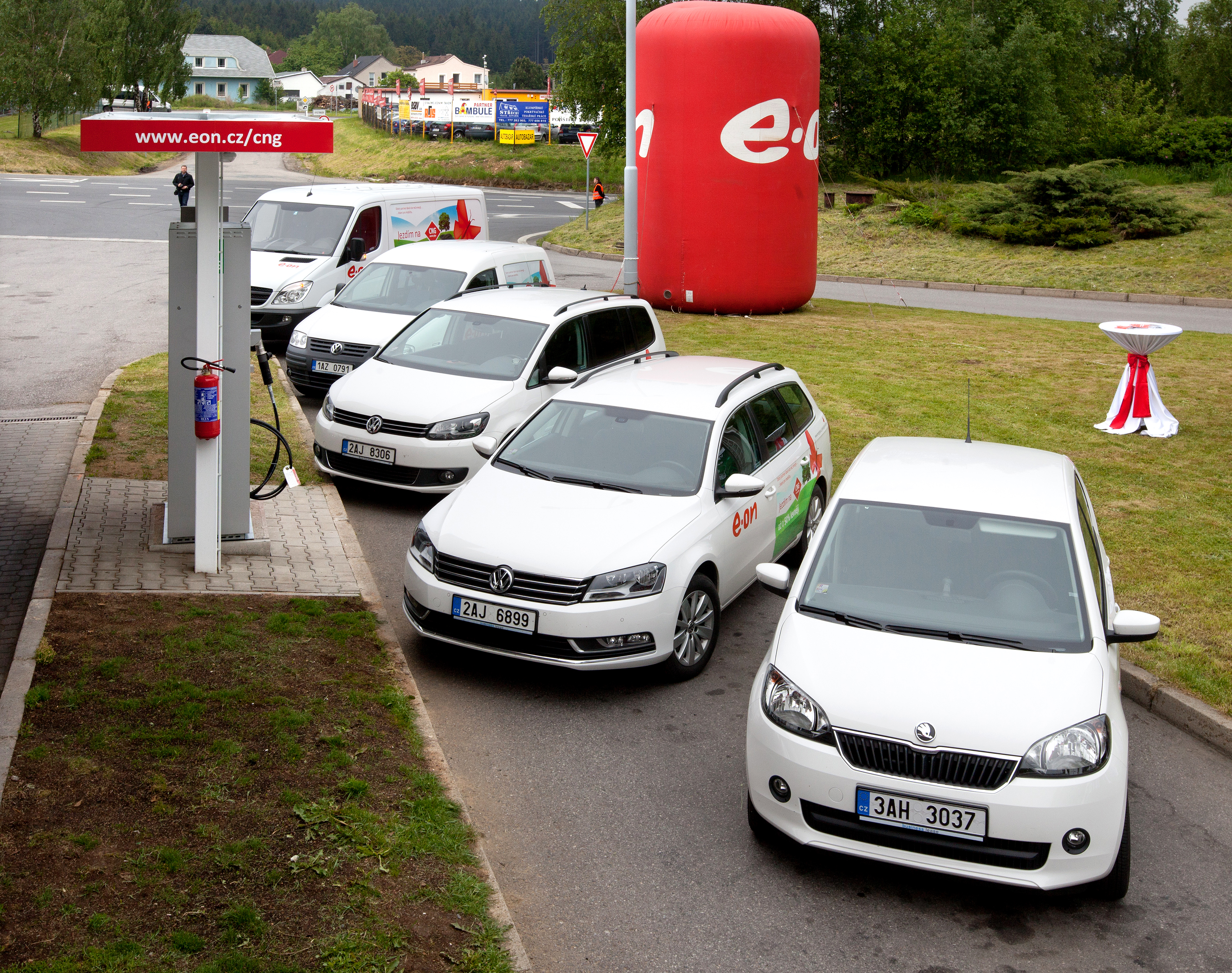 Zájem o vozy na CNG v Česku roste. Společnost E.ON rozšiřuje síť plnicích stanic