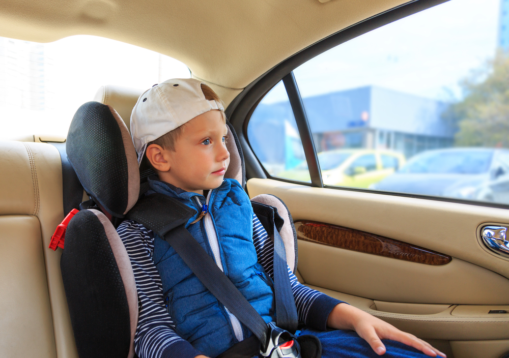 Dítě v autě: 5 tříd autosedaček - jak a kterou použít na bezpečný převoz dítěte v autě